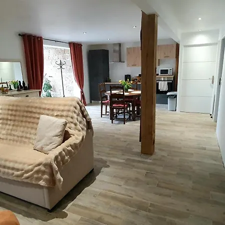 Holiday home Grange Renovee Senaillac-Latronquiere